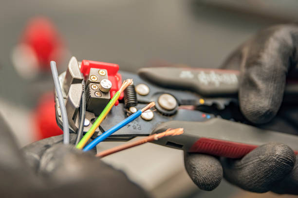Best Local Electrician Companies  in Black Jack, MO